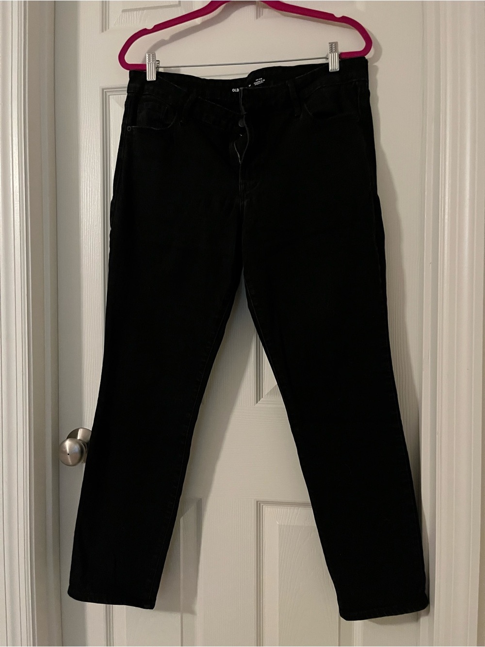 Old Navy Black Straight-Leg Women’s Jeans
